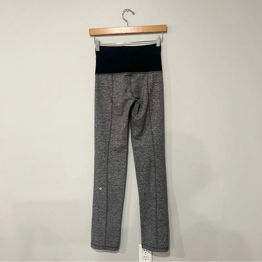 Lululemon Straight-Up Pant *Full-On Luon in Heathered Deep Coal